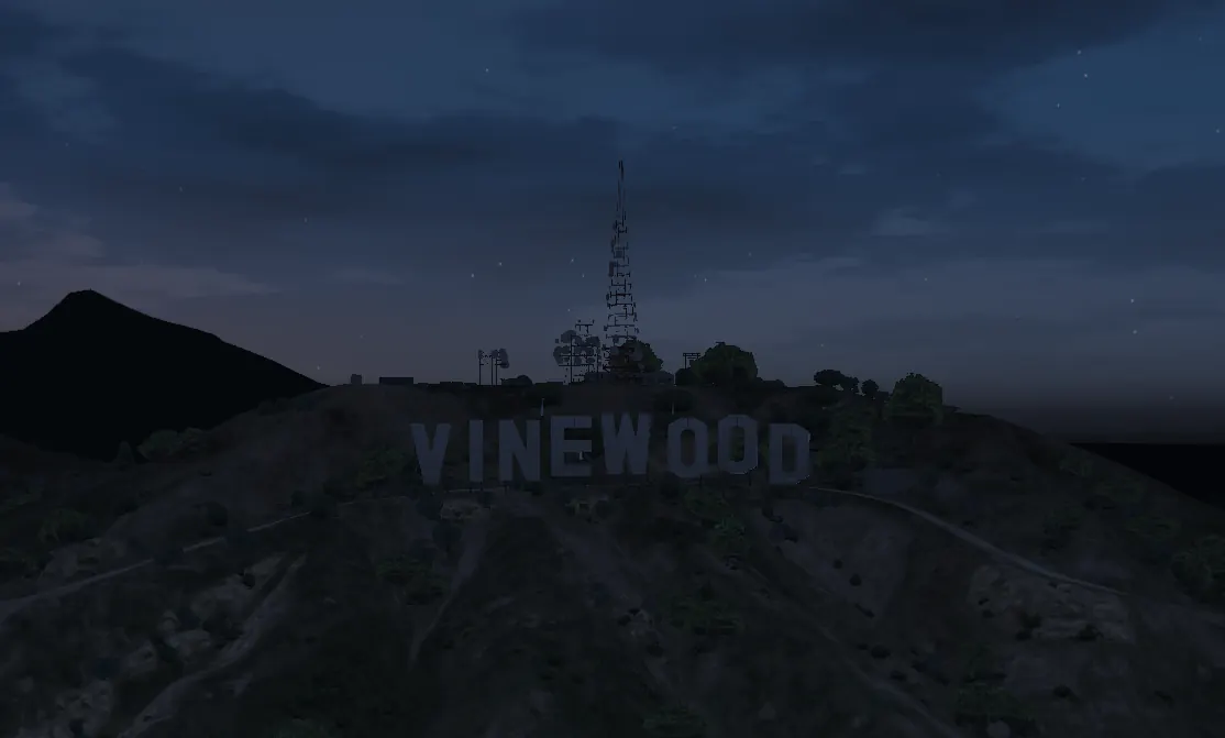 Vinewood Hills bei Nacht